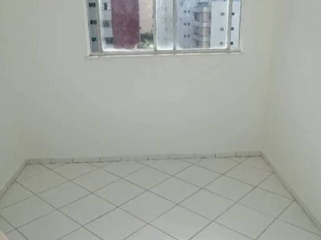 Apartamento para Venda em Salvador - 5