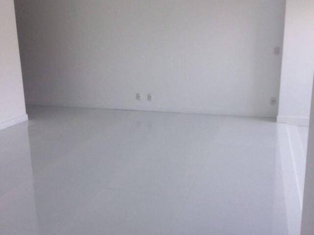 Apartamento para Venda em Salvador - 5