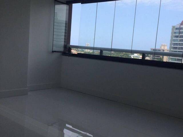 Apartamento para Venda em Salvador - 4