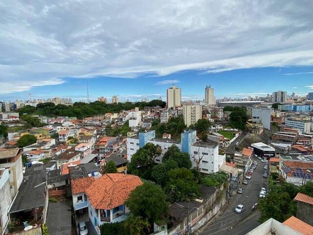 Apartamento para Venda em Salvador - 2