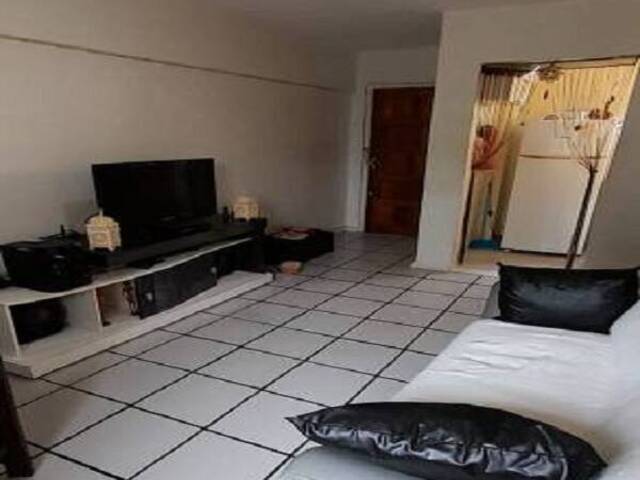 Apartamento para Venda em Salvador - 4