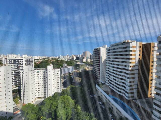 Apartamento para Venda em Salvador - 4