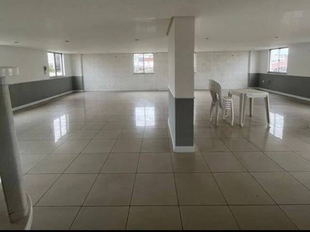 Apartamento para Venda em Salvador - 4