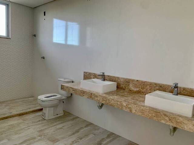 Casa em condomínio para Venda em Camaçari - 5