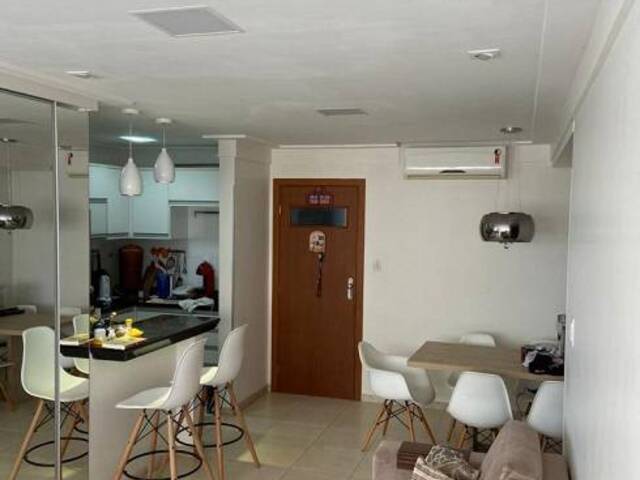 Apartamento para Venda em Salvador - 2