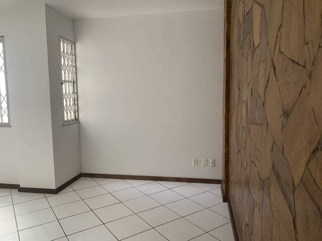Apartamento para Venda em Salvador - 2