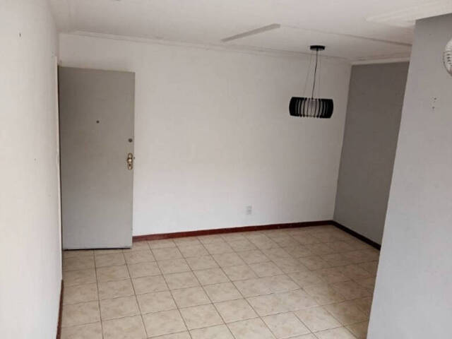 #96 - Apartamento para Venda em Salvador - BA