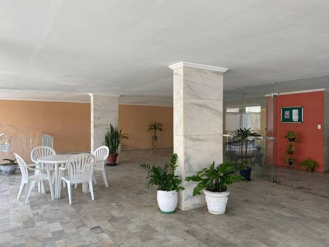 #107 - Apartamento para Venda em Salvador - BA