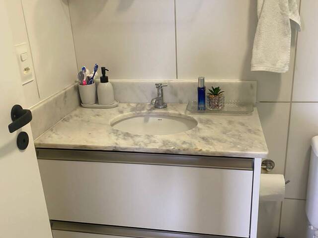 Apartamento para Venda em Salvador - 3