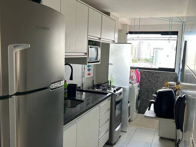 #170 - Apartamento para Venda em Salvador - BA
