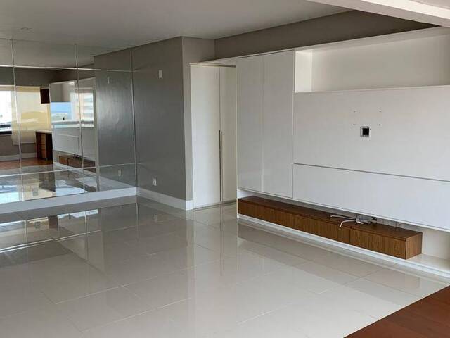 Apartamento para Venda em Salvador - 2