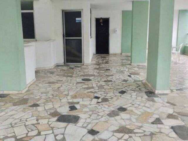 Apartamento para Venda em Salvador - 3