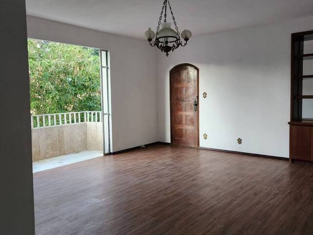 Apartamento para Venda em Salvador - 3