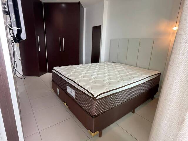 Apartamento para Venda em Salvador - 4