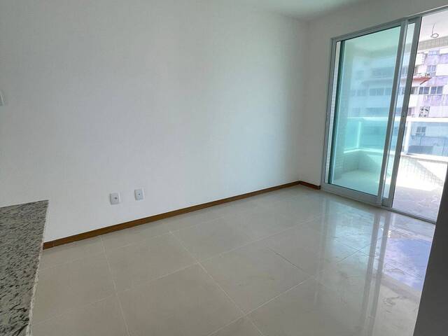 Apartamento para Venda em Salvador - 2