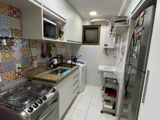 Apartamento para Venda em Salvador - 3