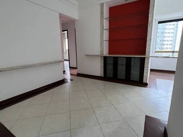 #227 - Apartamento para Venda em Salvador - BA
