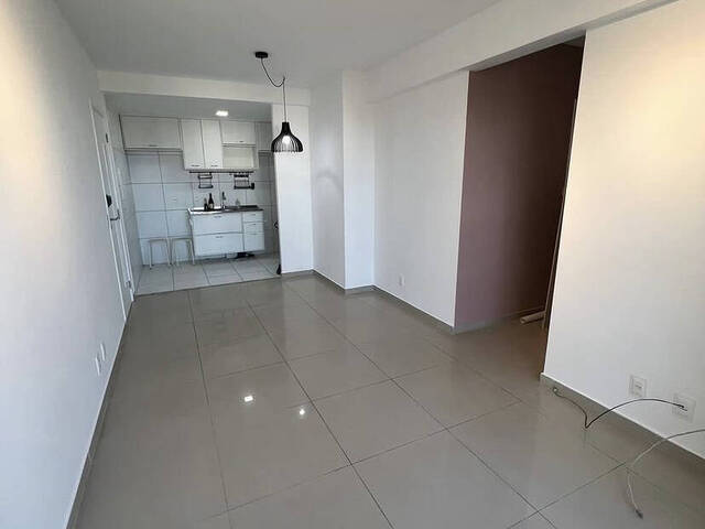 Apartamento para Venda em Salvador - 4