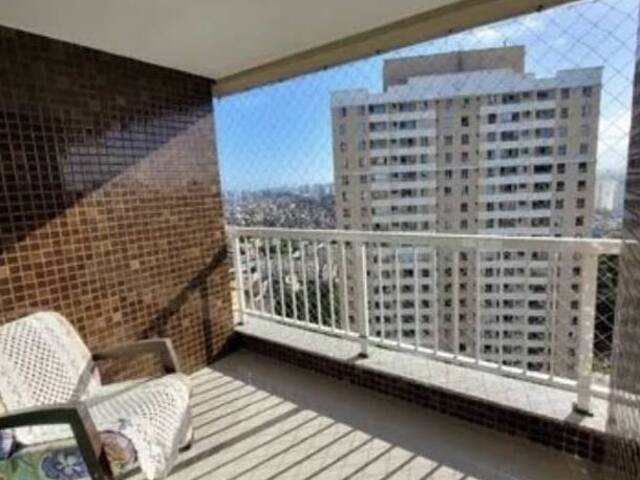 Apartamento para Venda em Salvador - 3