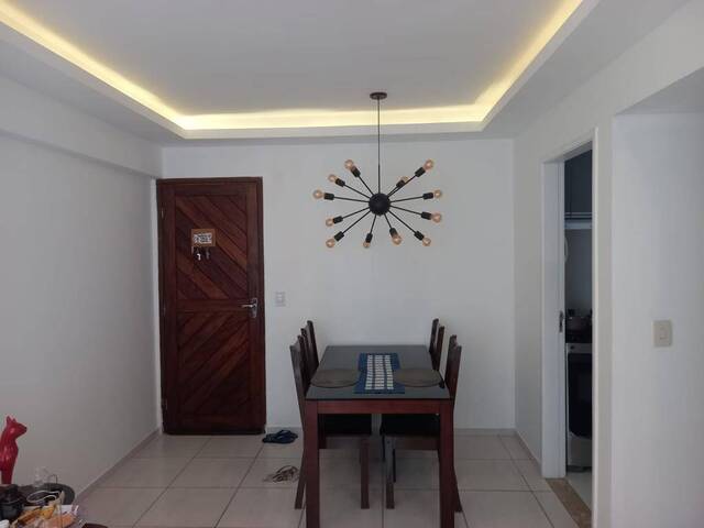 Apartamento para Venda em Salvador - 2