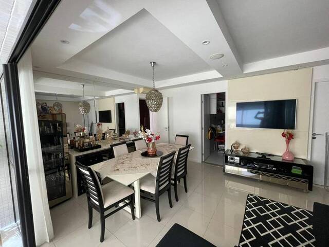 Apartamento para Venda em Salvador - 4