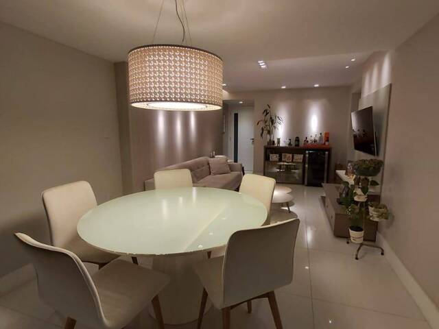 #273 - Apartamento para Venda em Salvador - BA