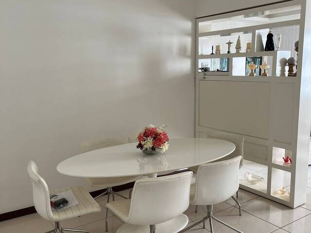 Apartamento para Venda em Salvador - 4