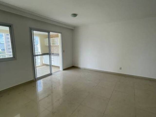 Apartamento para Venda em Salvador - 2