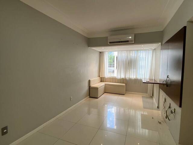 #290 - Apartamento para Venda em Salvador - BA