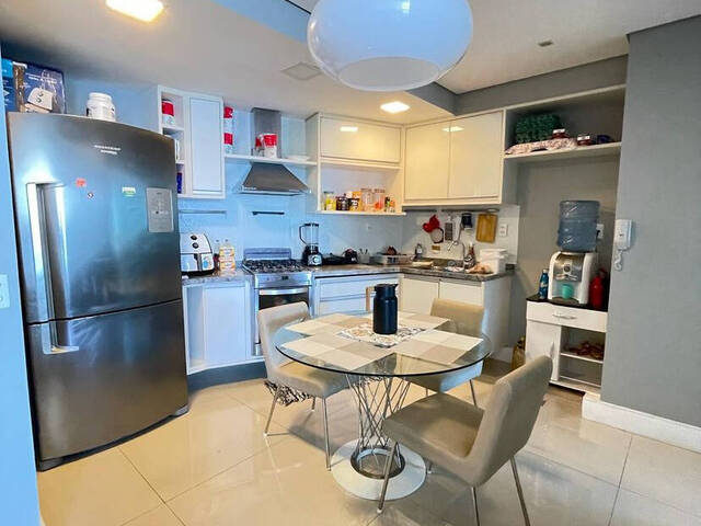 Apartamento para Venda em Salvador - 5