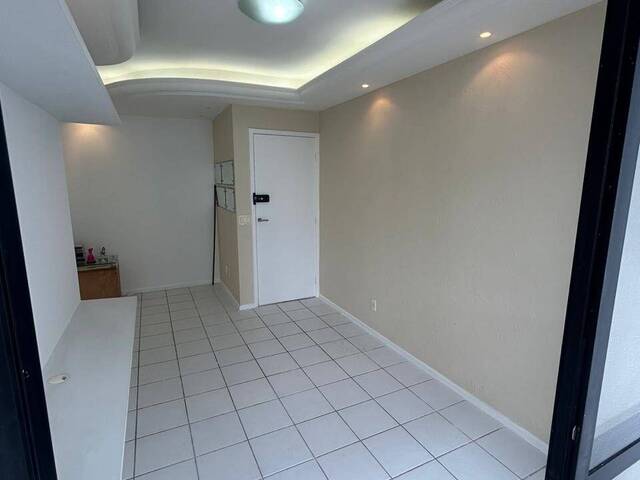 Apartamento para Venda em Salvador - 5