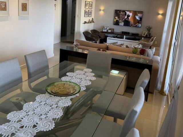 Apartamento para Venda em Salvador - 4