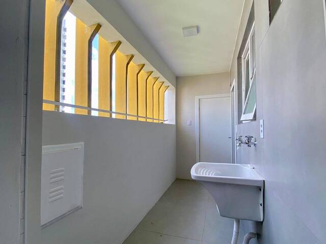 Apartamento para Venda em Salvador - 5