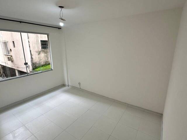 #365 - Apartamento para Venda em Salvador - BA - 2