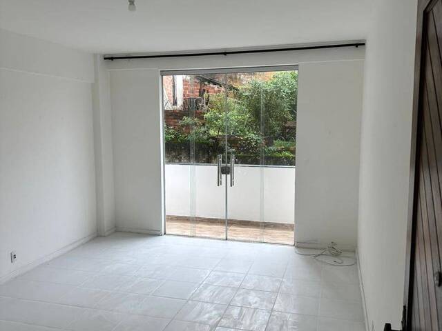 #365 - Apartamento para Venda em Salvador - BA - 1