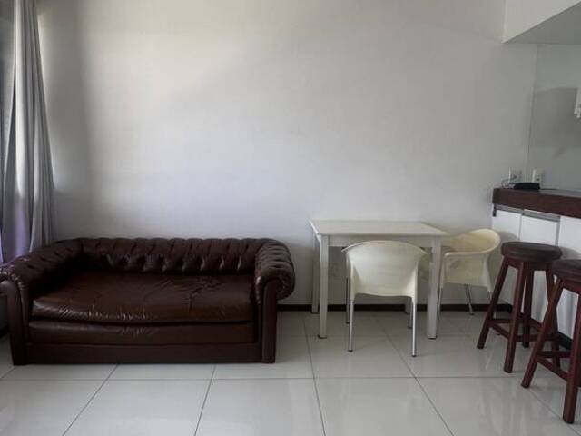 #366 - Apartamento para Venda em Salvador - BA