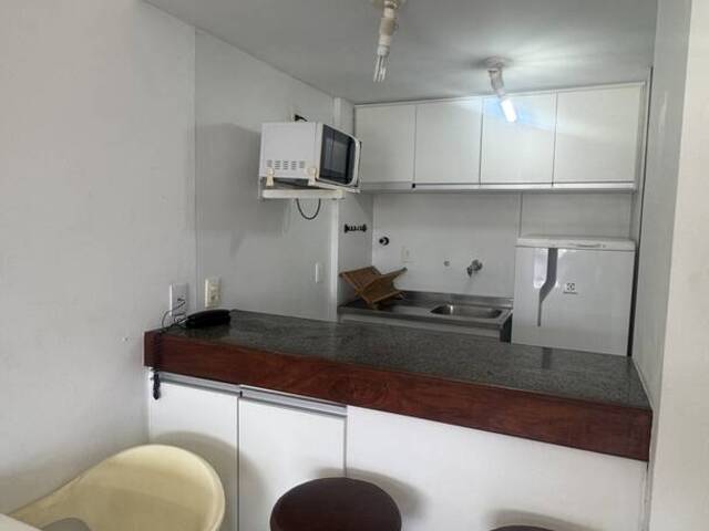 Apartamento para Venda em Salvador - 4